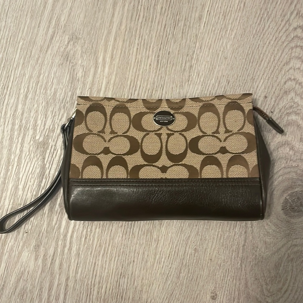 Coach wristlet purse